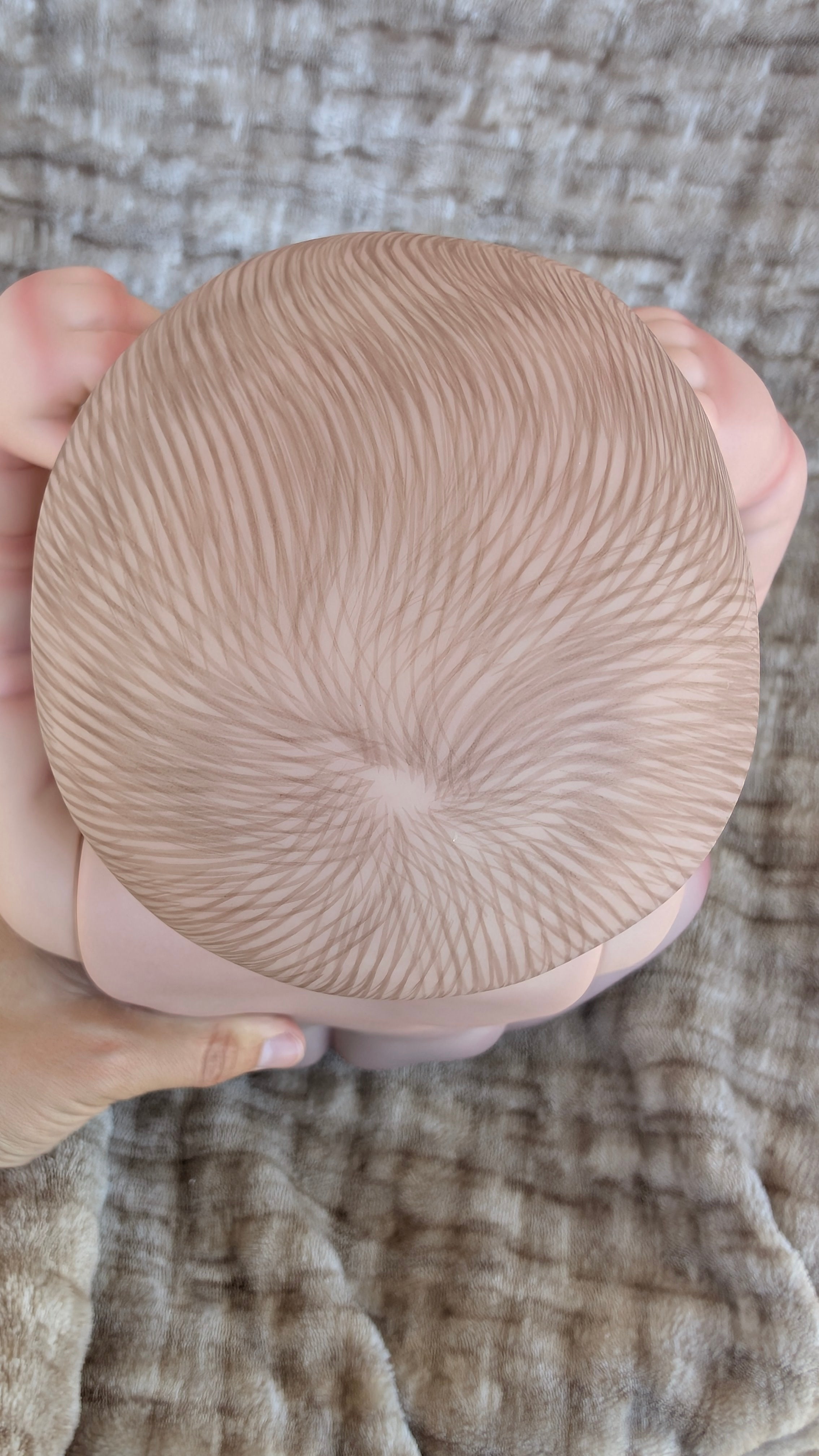 capelli-realistici-da-neonato-reborn-dipinti-a-mano