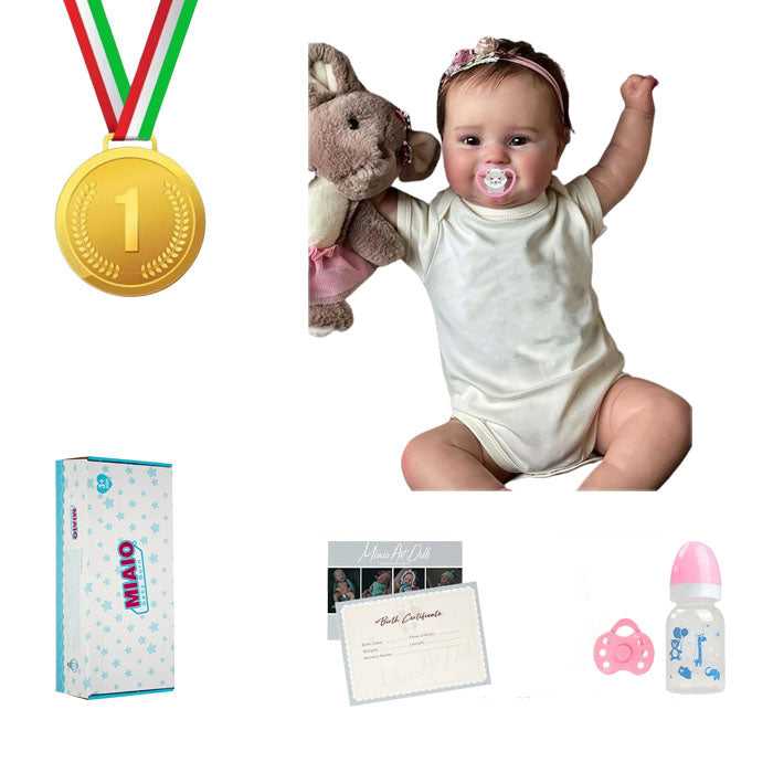 Bambola-reborn-femmina-realistica-50cm-MINA, con certificato di anscita, biberon, ciuccio e scatola pronta da regalare per natale / neonato reborn pronto da offrire al compleanno