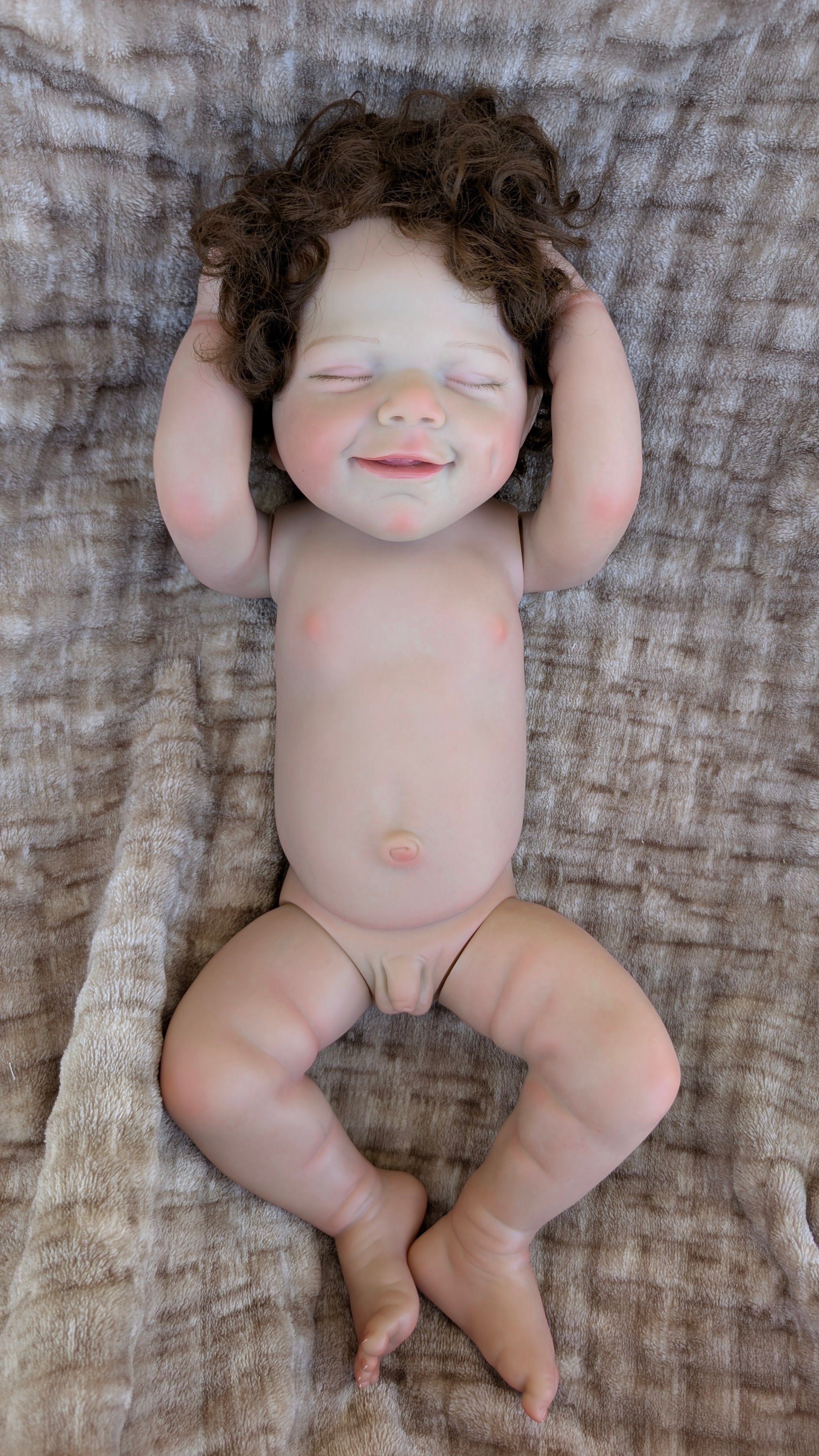 bambola-reborn-nuda-parte-intimi-maschile-vista-frontale