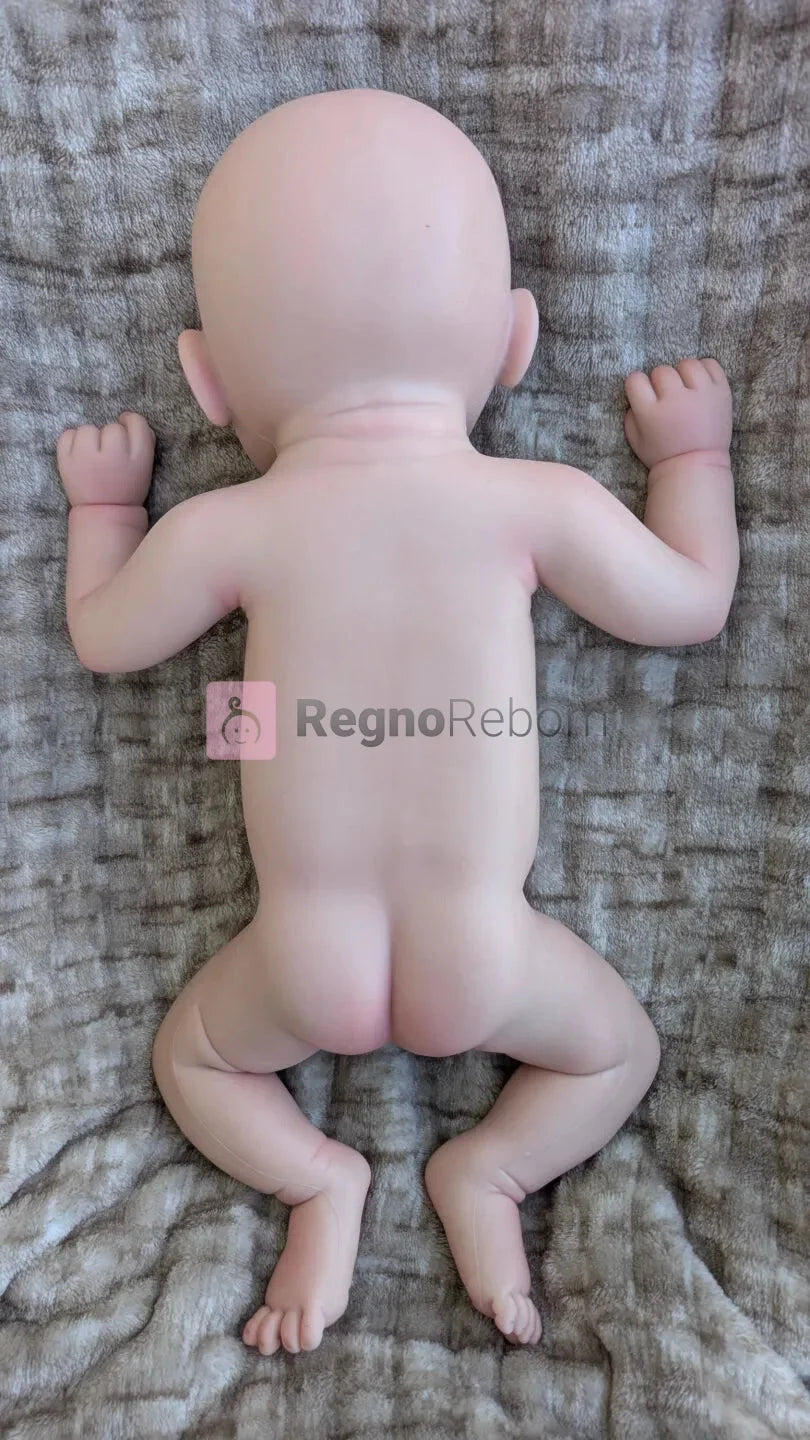 neonato-reborn-nudo-visto-dietro-braccia-gambe-aperte