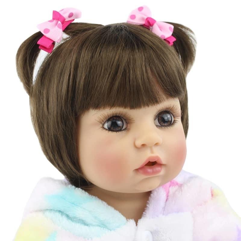 Bambola reborn femmina - Bianca ; bambola reborn silicone (toddler) ; bambola unicorno